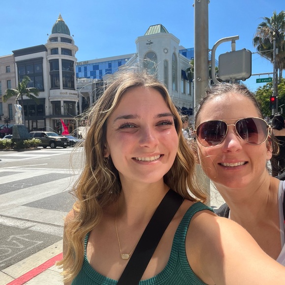 Meet your Posher, Tonya - Picture 5 of 15